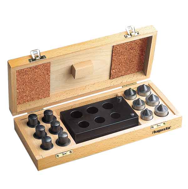 Aushau- und Formwerkzeug Aushau- und Formwerkzeug