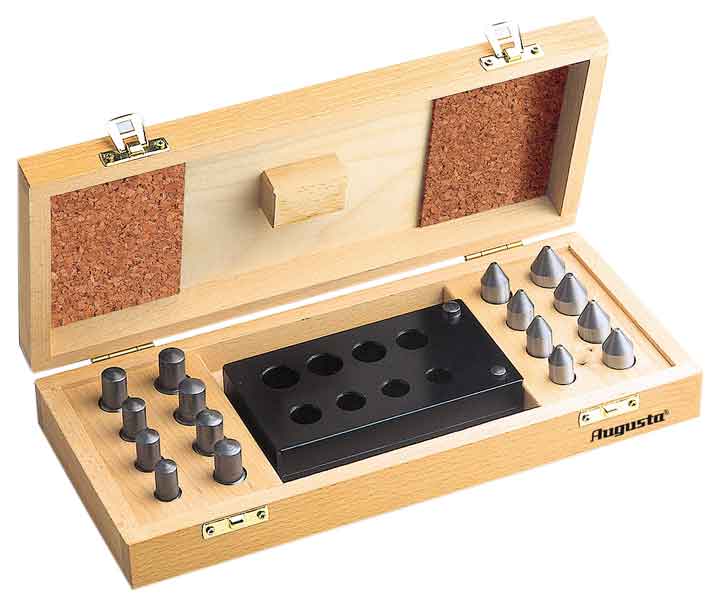 Aushau- und Formwerkzeug